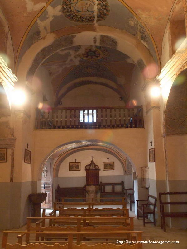 PILA BAUTISMAL